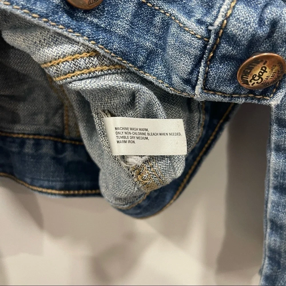 Gap Kids Distressed Light Wash Denim Jacket Girls Size XS 4-5 Cotton
